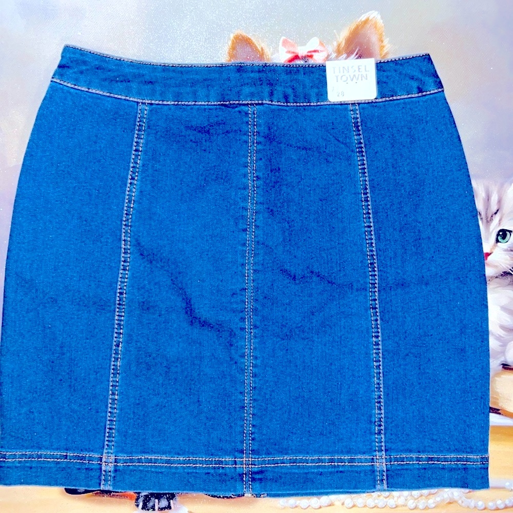 $8 sale Tinseltown Zip Front Denim sizes in stock 7/28w, 11/30w, 13/31w - Picture 4 of 6